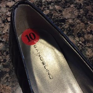 Brand New Bandolino wedge heals
